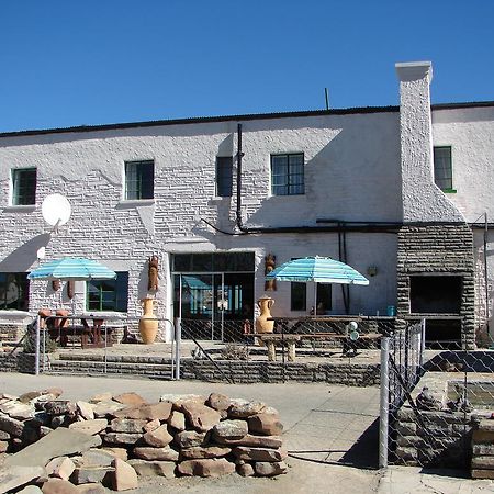 The Whitehouse Inn Sutherland Exterior photo